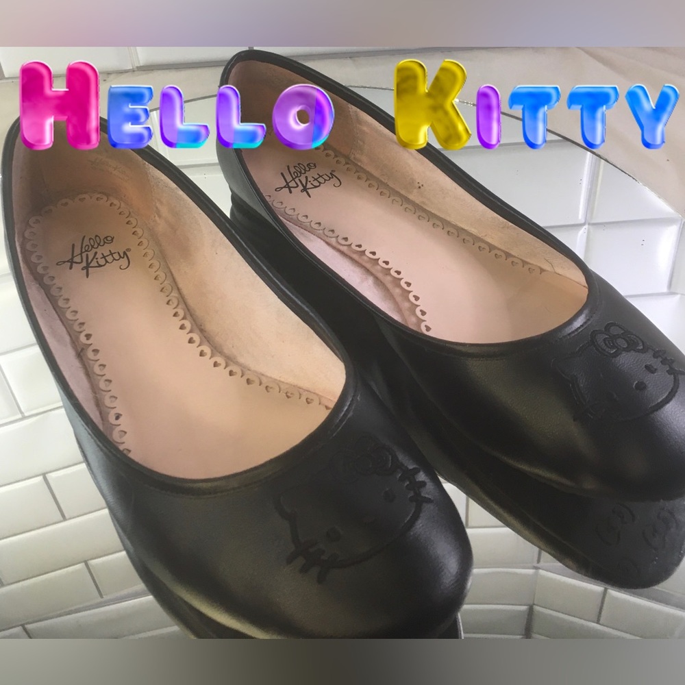 Hello Kitty Black Leather Embossed Ballet Flats Shoes Womens 7